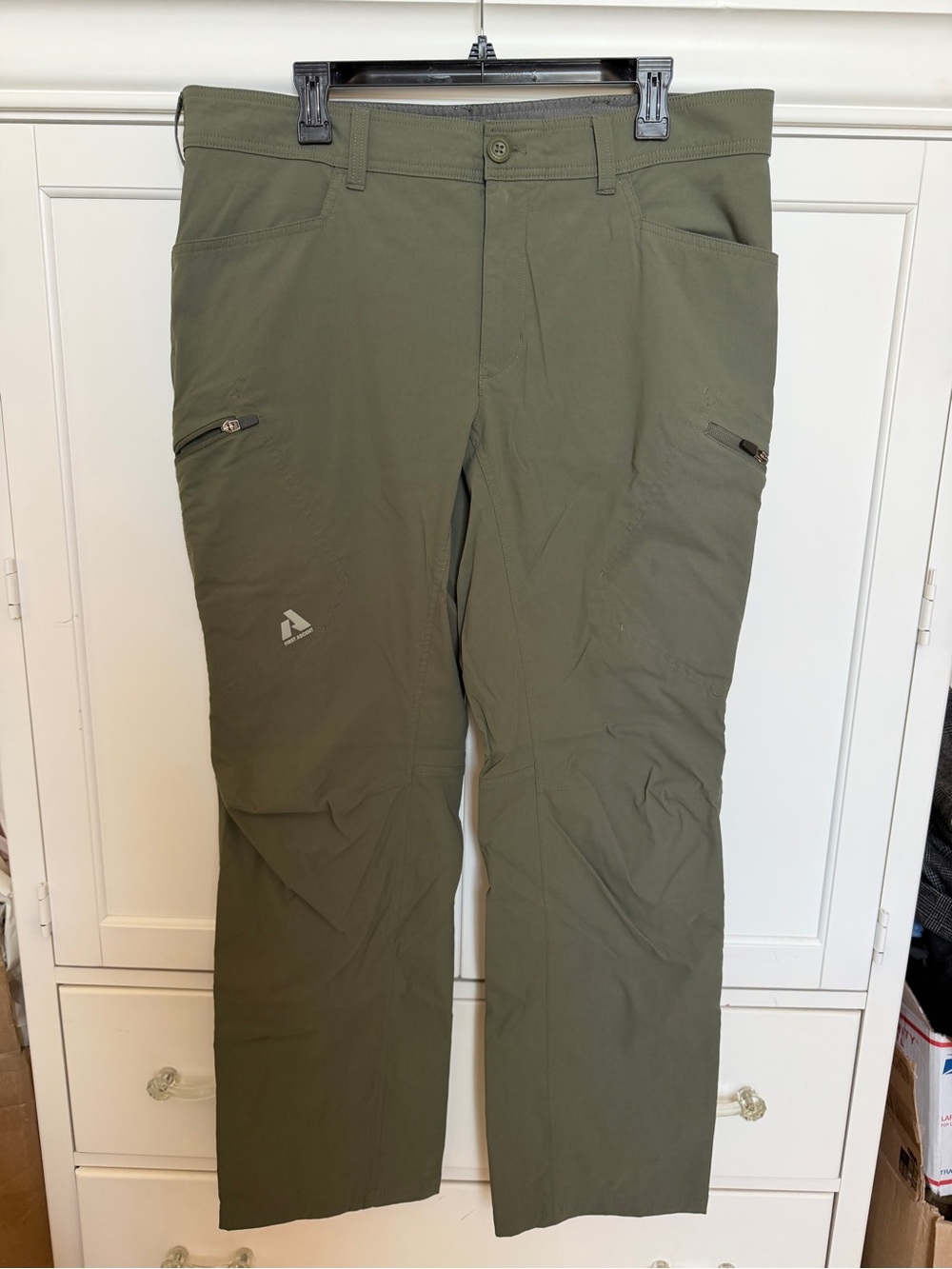 Eddie Bauer Olive Green Cargo Outdoor Pants 38 x 34